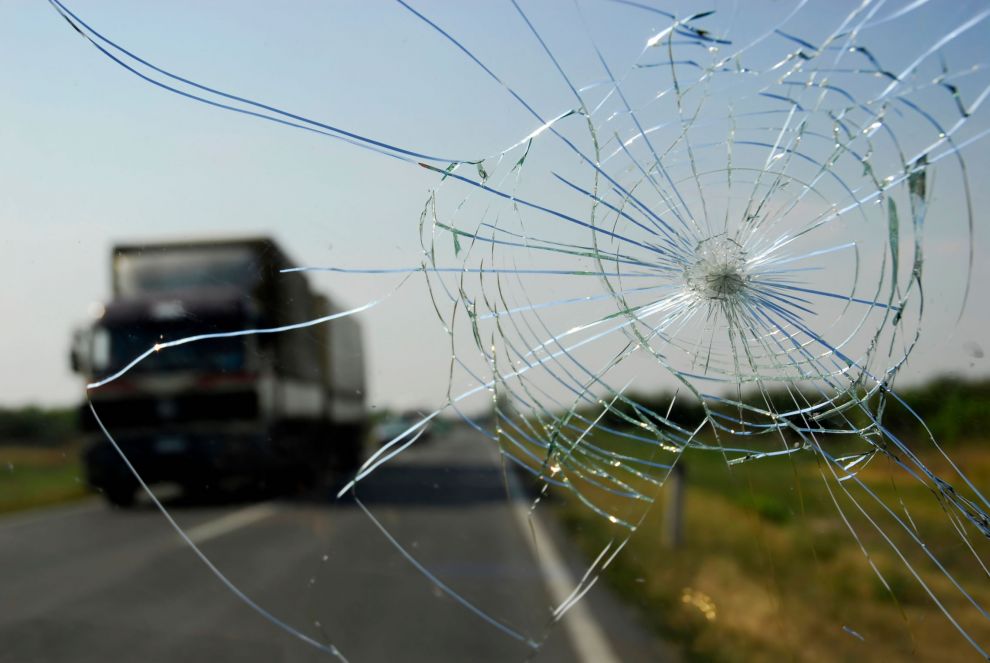 illinois-cracked-windshield-laws-illinois-car-laws